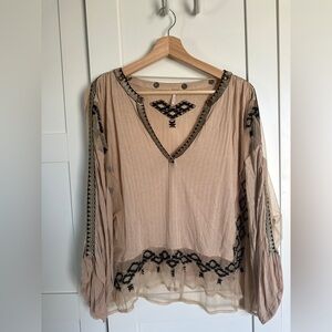 Free People Boho Top Black / Gold Embroidery Flowy Sleeves - Small 100% Viscose